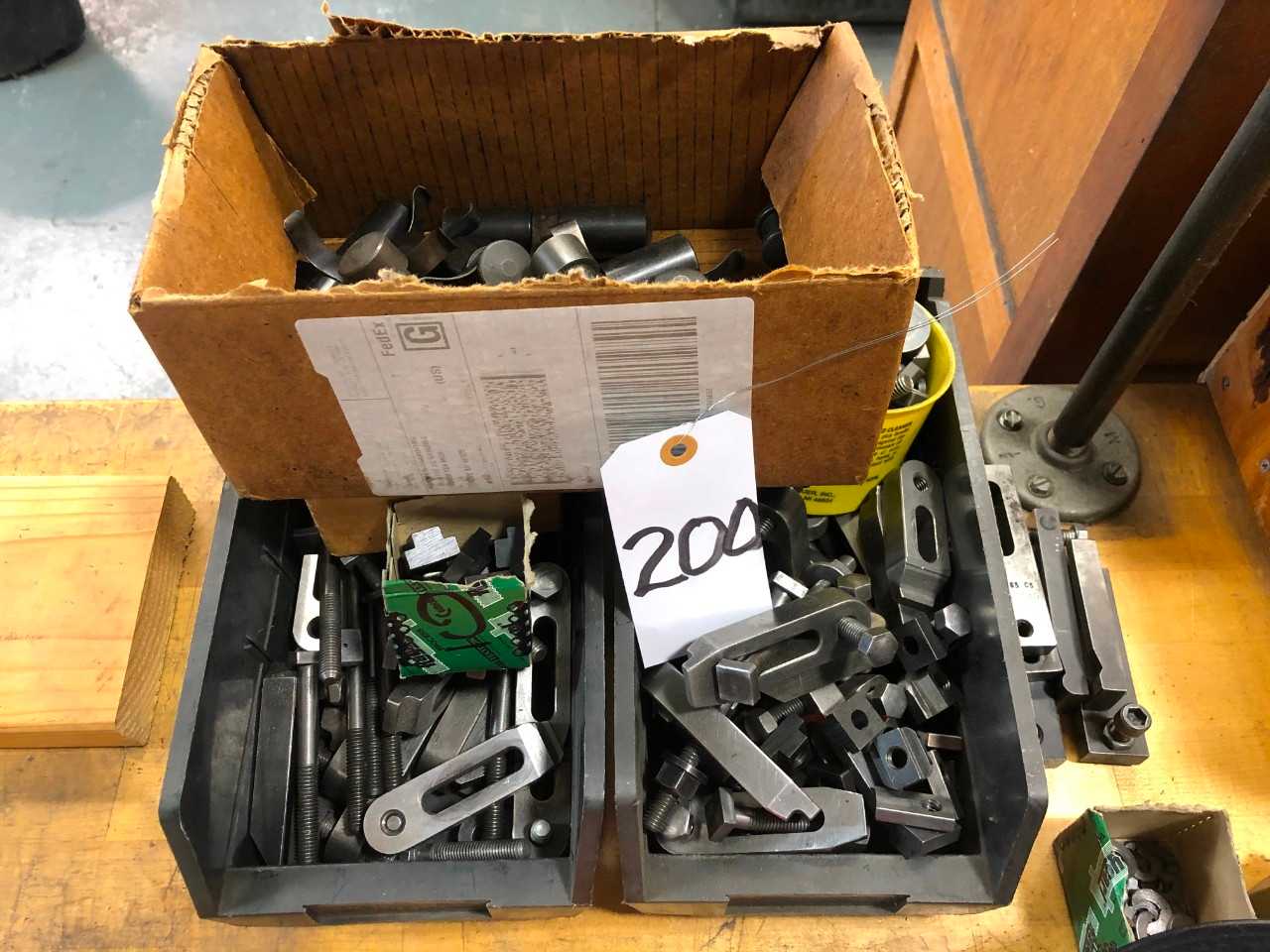 Lot of Moore Precision Holddowns - ELECTRIC POWER TOOLS