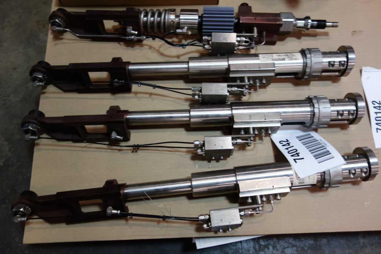 1 LOT OF NEW KHS 800-96-00-005/0D SPINDLE GEAR ASSEMBLY OTHER GEAR, NEW KHS 800-56-75-006/OD CROWNER ELEMENT ASSEMBLY OTHER POWER TRANSMISSION PARTS AND ACCESSORY - POWER TRANSMISSION