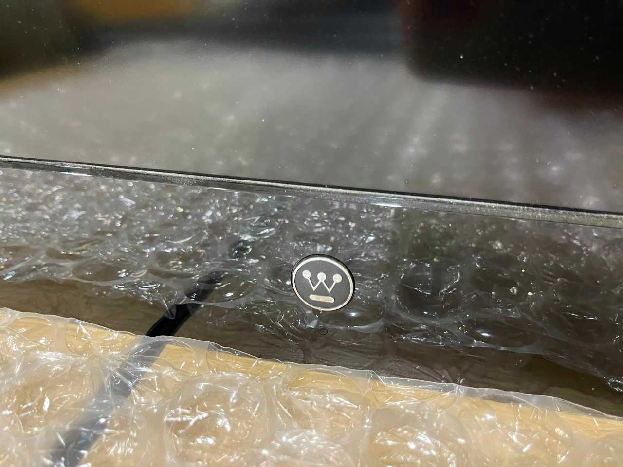 Westinghouse LCD TV - ELECTRIC MOTORS