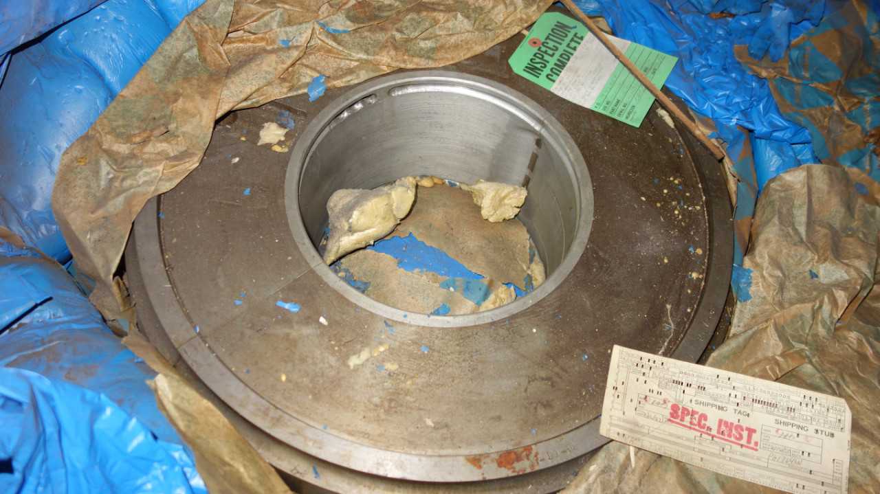 GE 695E622EX-013 TURBINE BEARING - BEARINGS