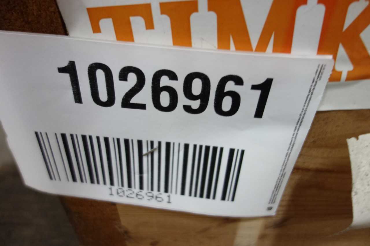 LOT OF 2 ASSORTED BEARINGS - BEARINGS