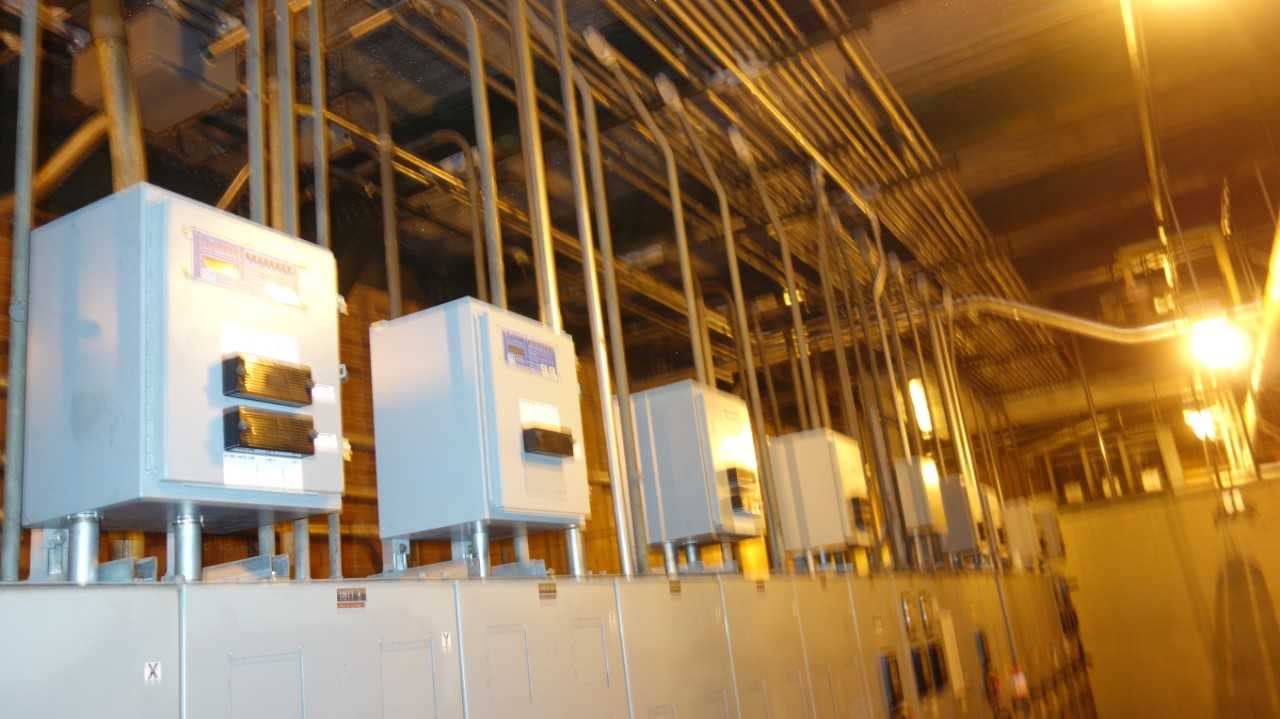 LOT OF 8 SEL SEL-501 DUAL UNIVERSAL OVERCURRENT RELAY CONTROL PANEL  (DELAYED REMOVAL) - AUTOMATION & CONTROLS