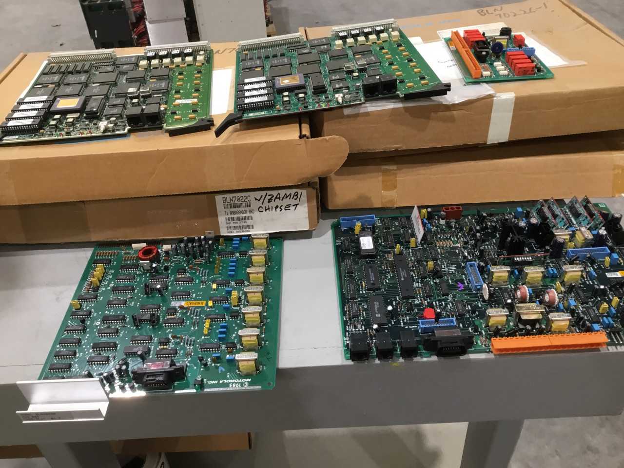Lot of 5 Motorola Communication Hardware - AUTOMATION & CONTROLS