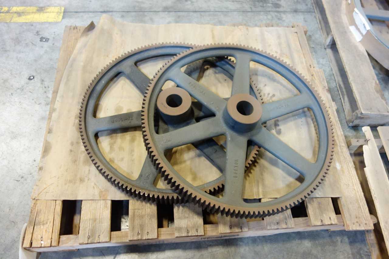 3 PALLETS OF ASSORTED POWER TRANSMISSION - POWER TRANSMISSION