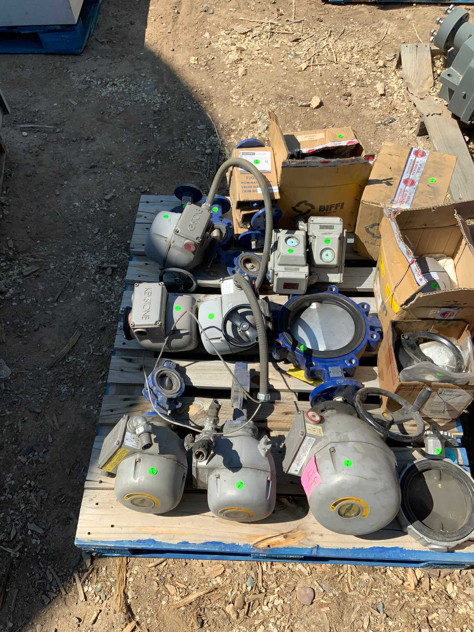 Bulk Lot of New & Used Valves & Actuators - VALVES