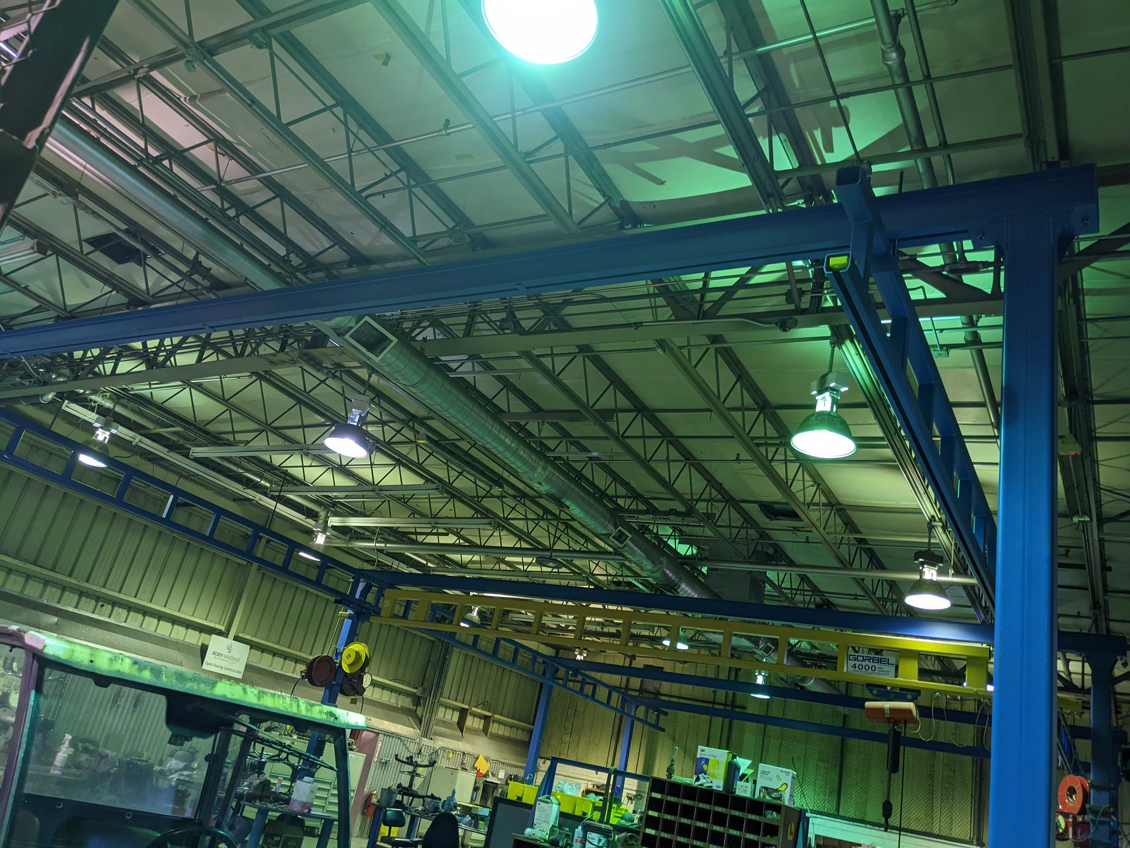 SHOP CRANE - CRANES