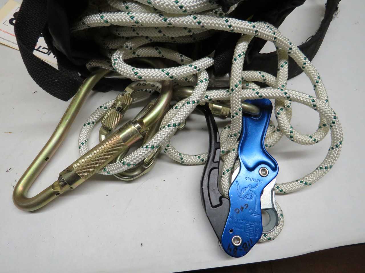RESCUE KIT - ANTHRON DSD 30+25 30 TO 150 KG 200 M ROPE HARNESS - SAFETY EQUIPMENT