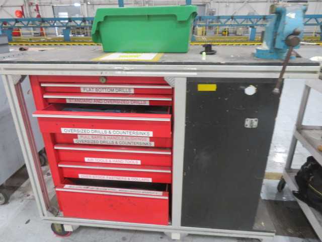 Wilton Vice, 7 Drawer Snap on with contents and aluminum Table - MISCELLANEOUS