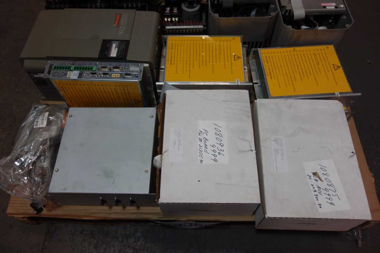 1 PALLET OF ASSORTED ELECTRICAL- SERVO DRIVES AND AMPS, AC VFD DRIVES- SIEMENS, YASKAWA, MITSUBISHI - MOTOR DRIVES