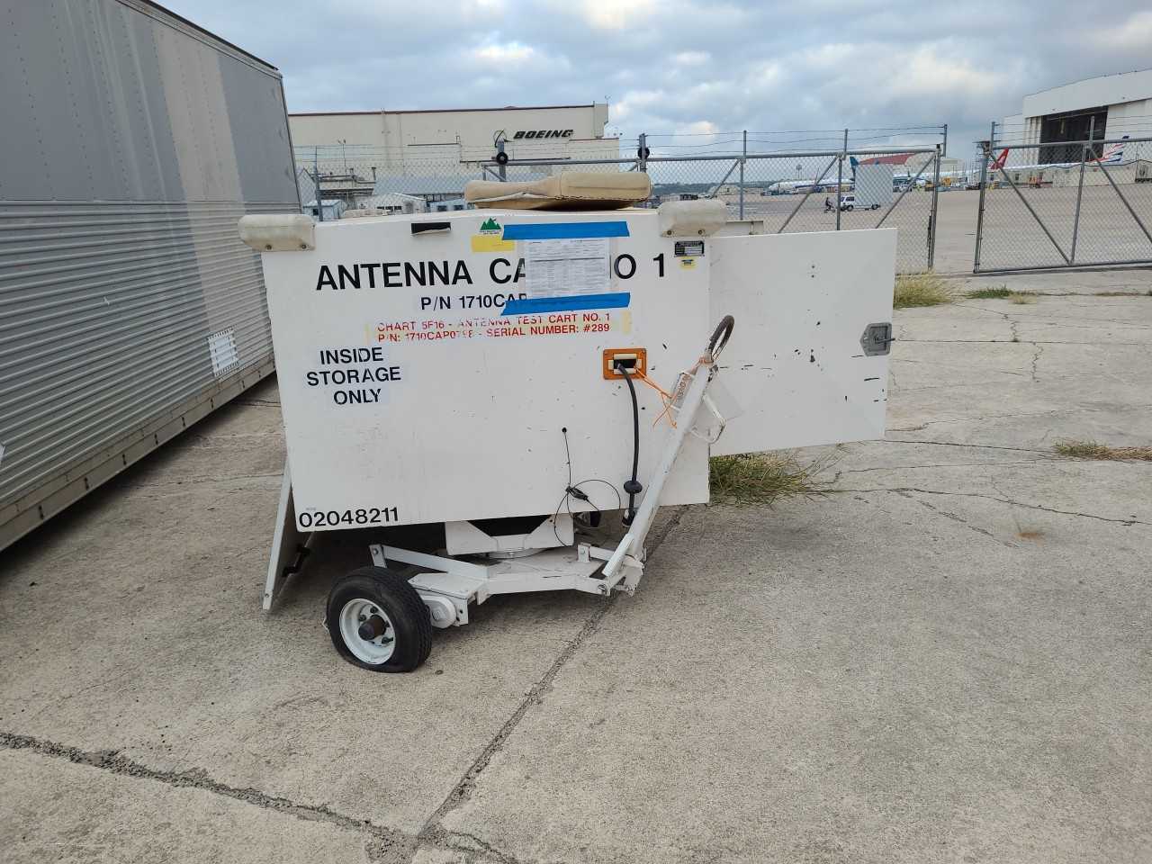 Antenna cart (Lot 2586592) San Antonio, TX - PLANT & FACILITY EQUIPMENT