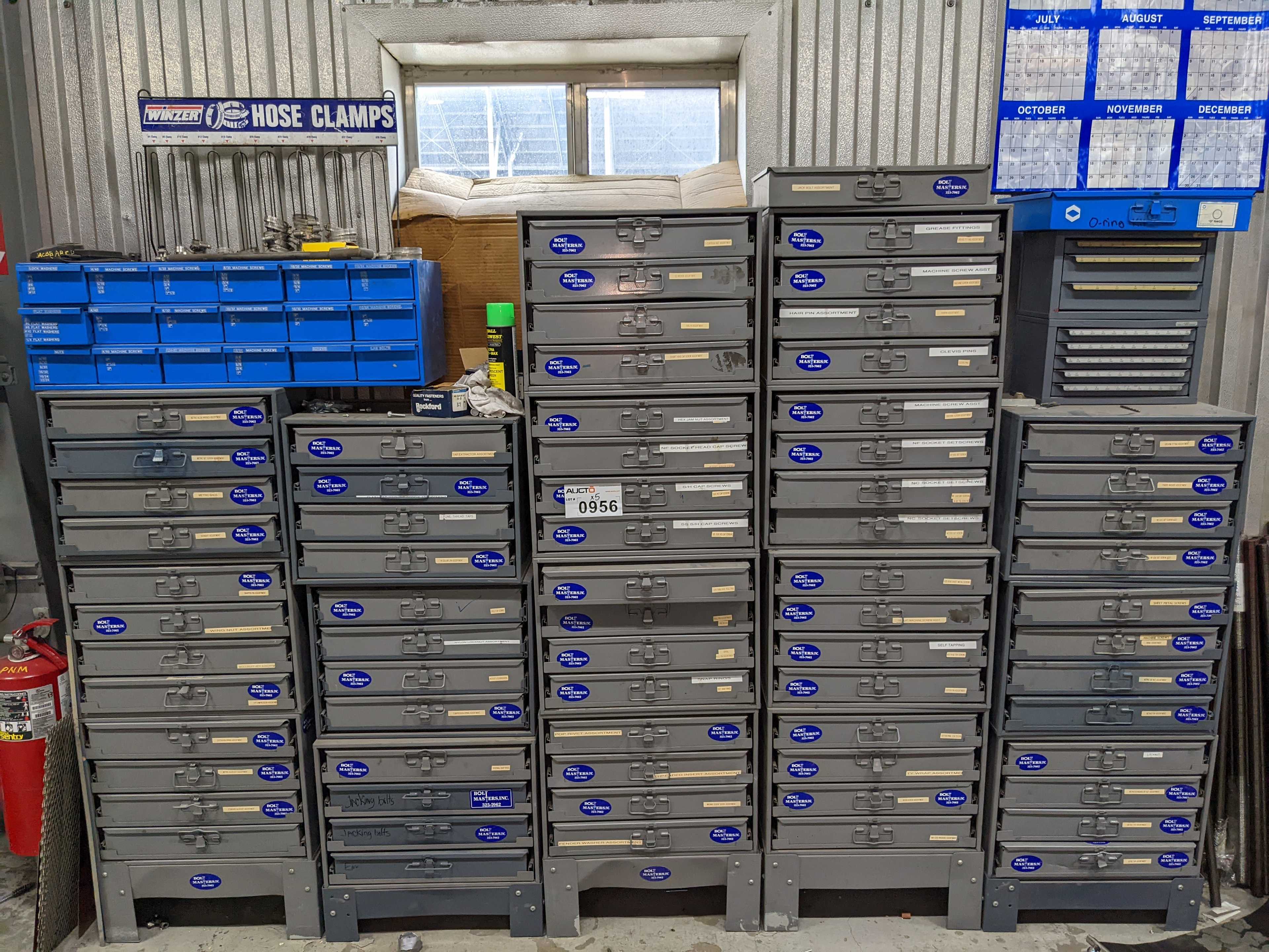 LOT OF ASSORTED DRAWER CHESTS - INDUSTRIAL PARTS LOT OF ASSORTED DRAWER CHESTS - INDUSTRIAL PARTS