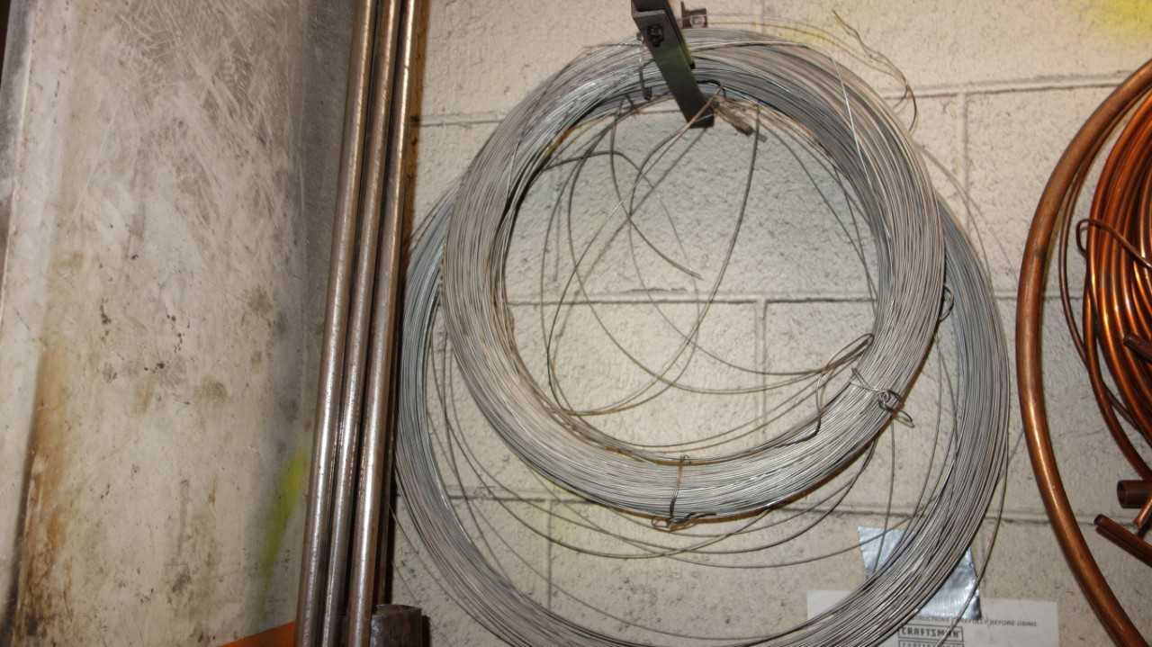LOT OF ASSORTED WIRE & PIPING - ELECTRICAL COMPONENTS