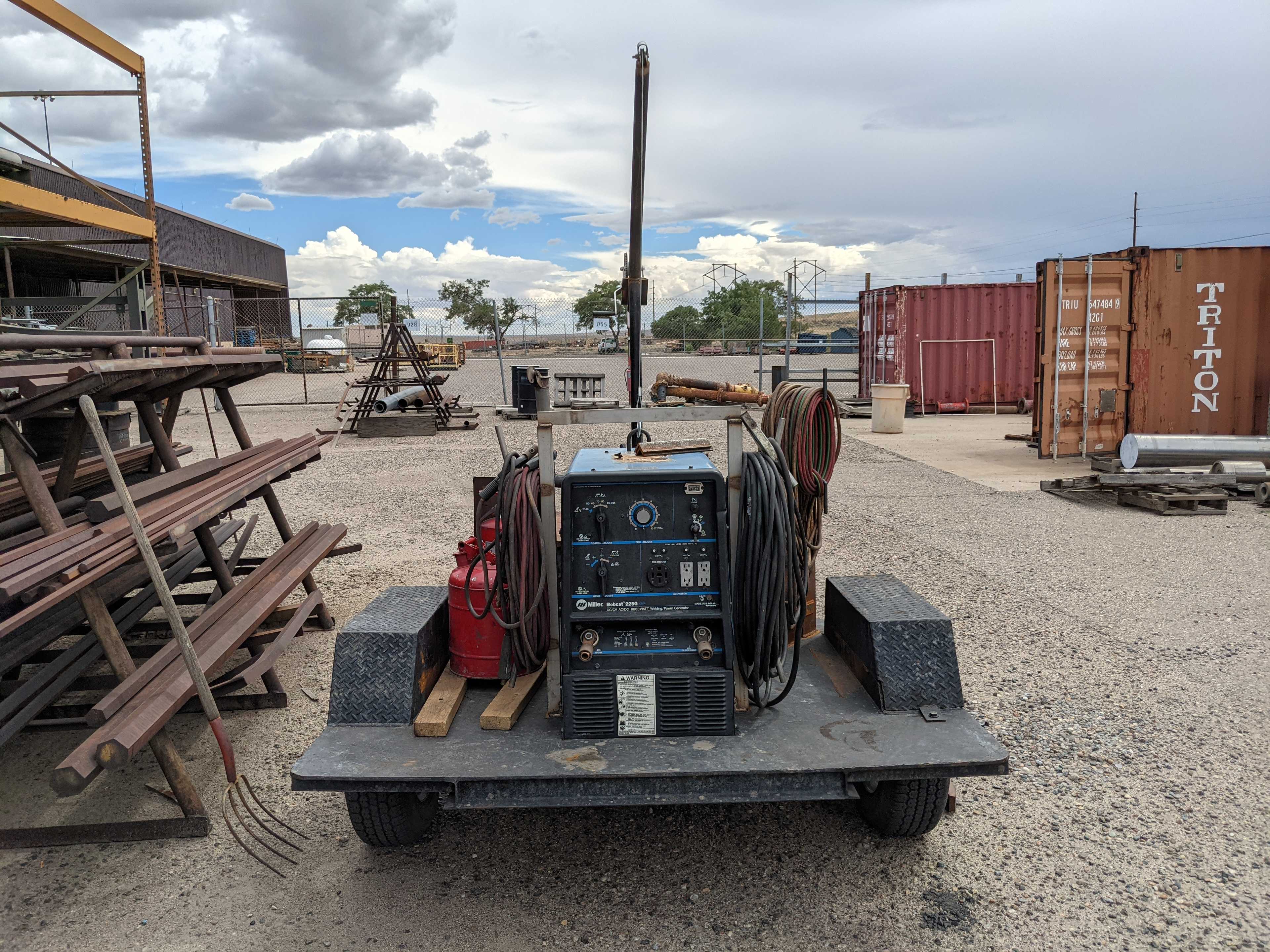WELDER - POSITIONING EQUIPMENT