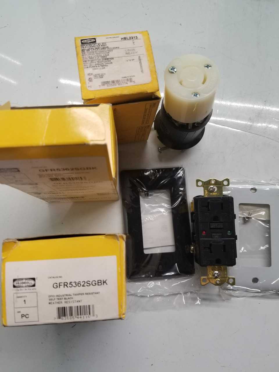 ASSORTMENT OF CONNECTERS AND SWITCHES (QTY-1) - ELECTRICAL COMPONENTS