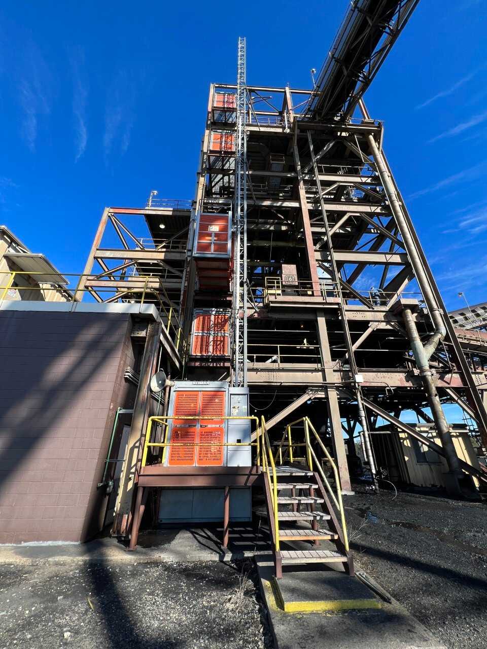 Alimak Scando 450 DOL construction hoist 4400lb - PLANT & FACILITY