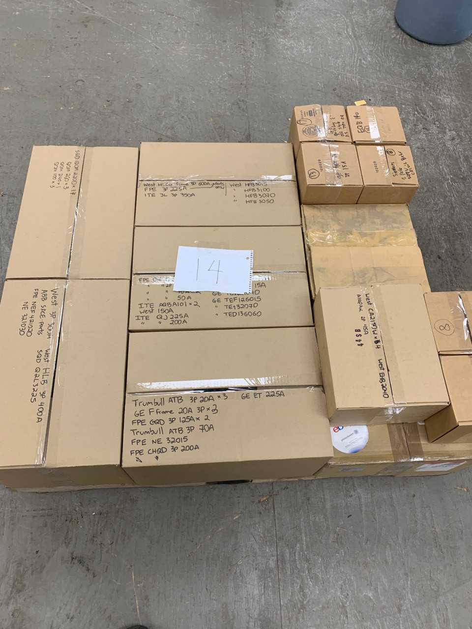 Assorted Pallet of Circuit Breakers - CIRCUIT BREAKERS