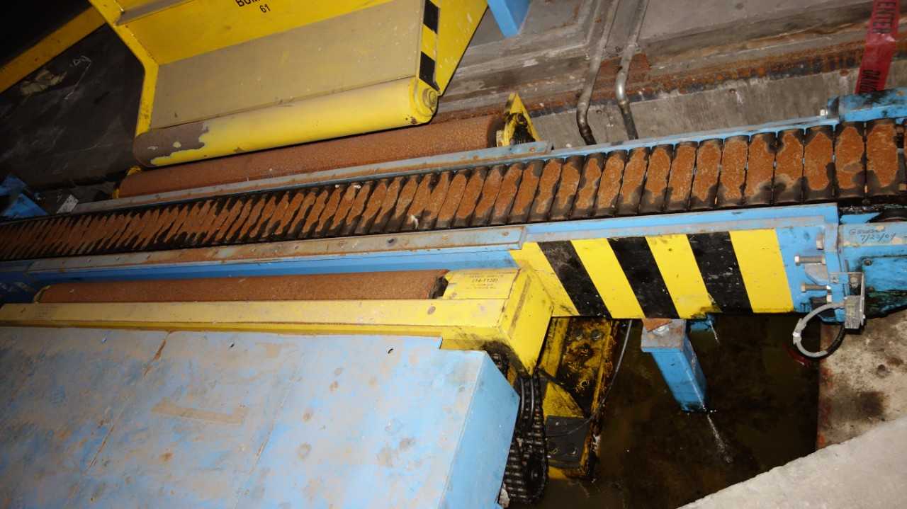 VOITH SULZER 62 63 UPENDER & STORAGE SLAT CONVEYOR ROLL TURNING DEVICE - CONVEYORS