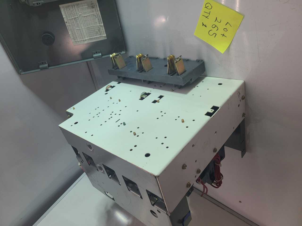ALLEN BRADLEY MCC BUCKET SIZE 2 STARTER 50A BREAKER (QTY1) - MOTOR STARTERS