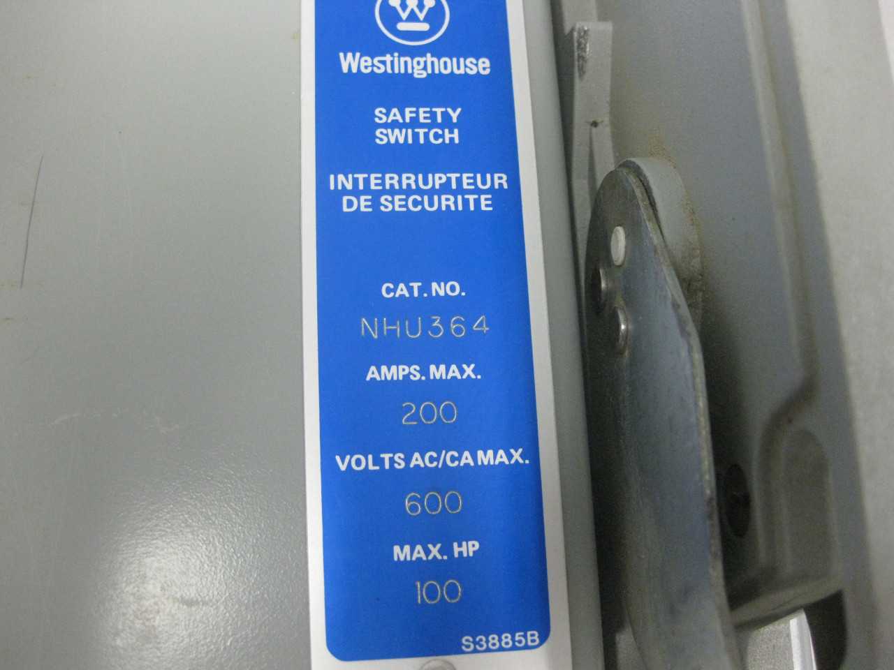 Westing house 200A DISCONNECT SWITCH QTY 1 - DISCONNECT SWITCHES