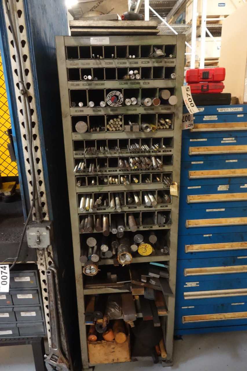 Pigeon hole shelving with round, square and flat metal stock - SHELVING