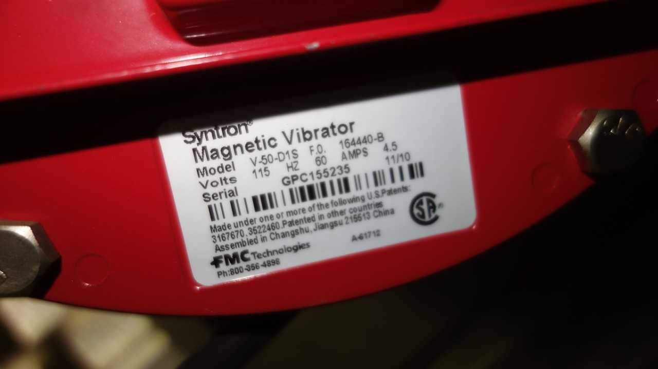 LOT OF 4 SYNTRON V-50-D1S 115V-AC MAGNETIC VIBRATOR - ELECTRICAL COMPONENTS