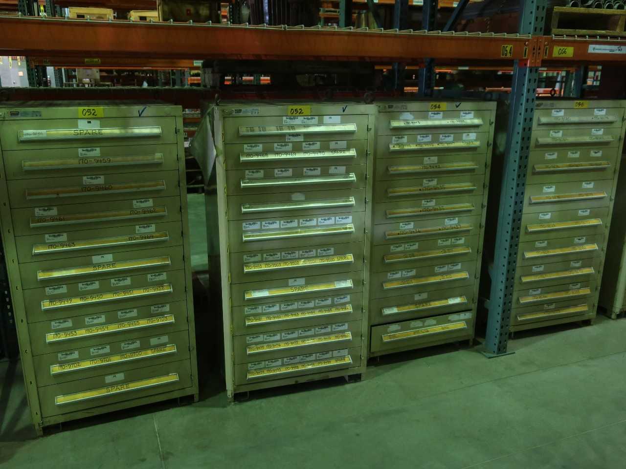 Lot of 4 cabinets, 9 to 10 drawer, contents excluded - TOOL STORAGE