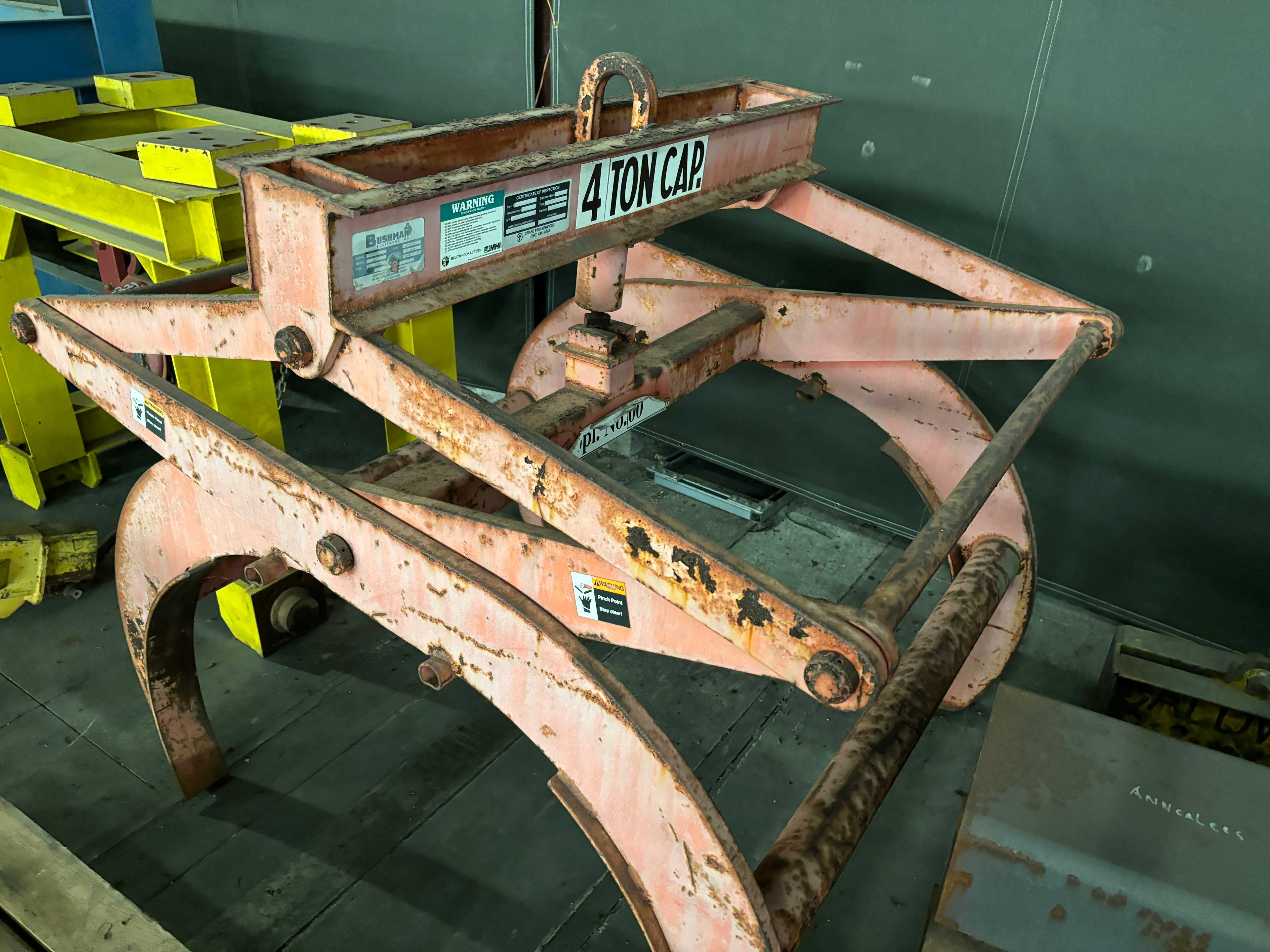 1995 BUSHMAN 1529 LIFTING ATTACHMENT - LIFTING ATTACHMENTS