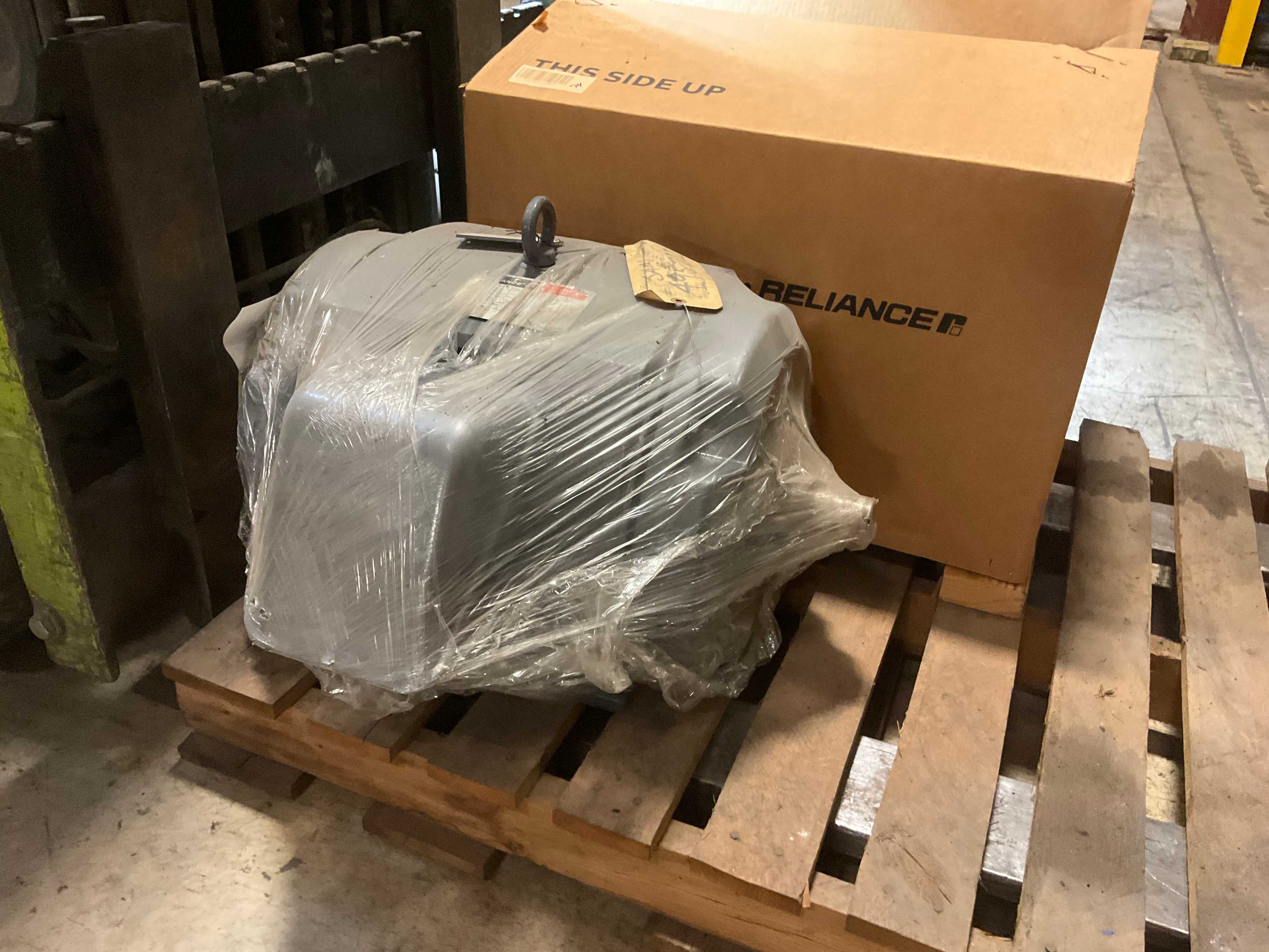 RELIANCE 967736-002-ZR AC MOTOR - AC MOTOR RELIANCE 967736-002-ZR AC MOTOR - AC MOTOR
