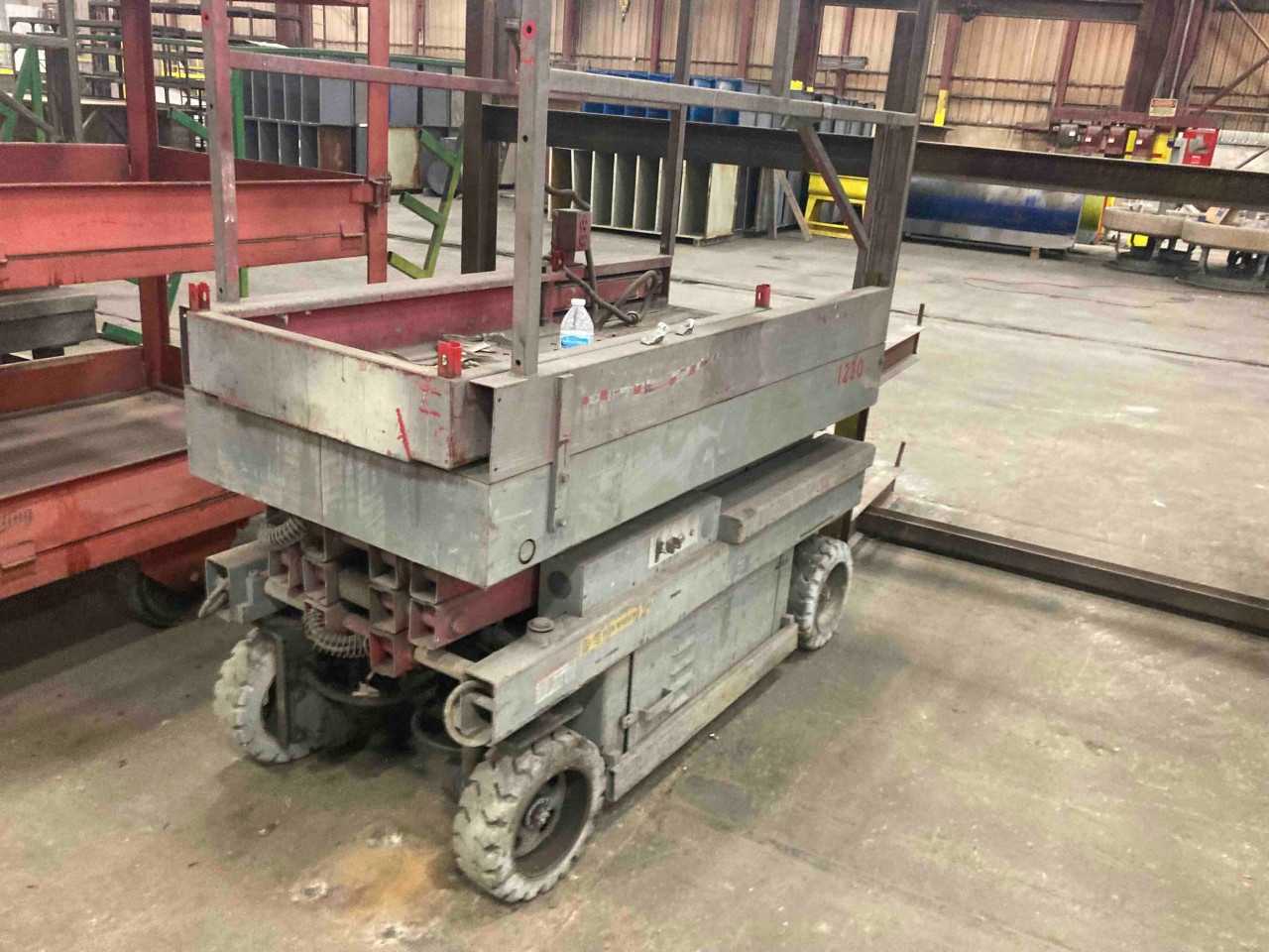 2nd Scissor Lift - SCISSOR LIFTS