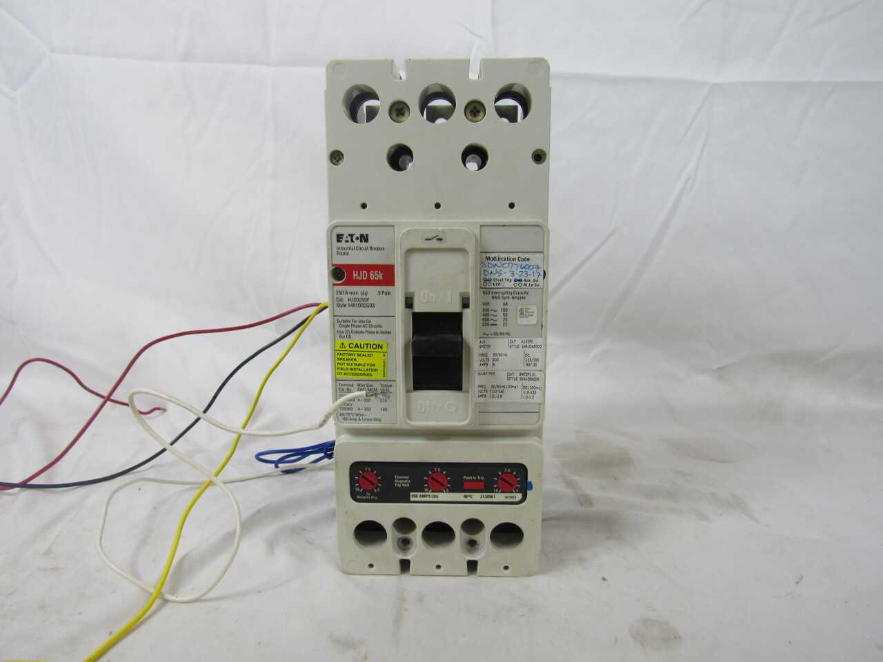 Quantity of 1x HJD3250 MCCB/Molded Case Circuit Breaker - CIRCUIT BREAKERS
