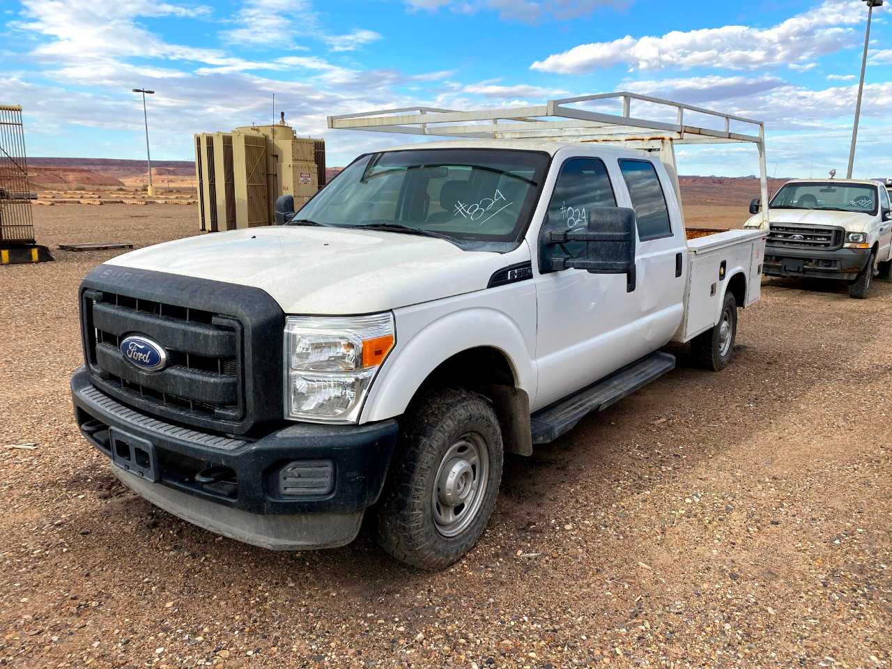 2011 Ford F-350 Crew Cab 4X4 Pickup Truck w/ Utility Bed - HYDRO EXCAVATOR TRUCKS