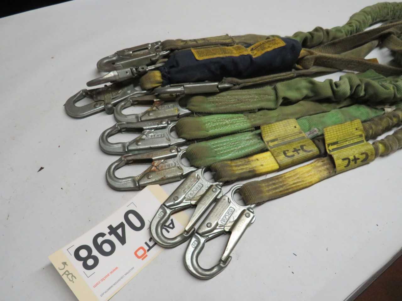 LOT OF 5 ASSORTED MILLER DURAFLEX 216M SAFETY LANYARD - LIFTING EQUIPMENT