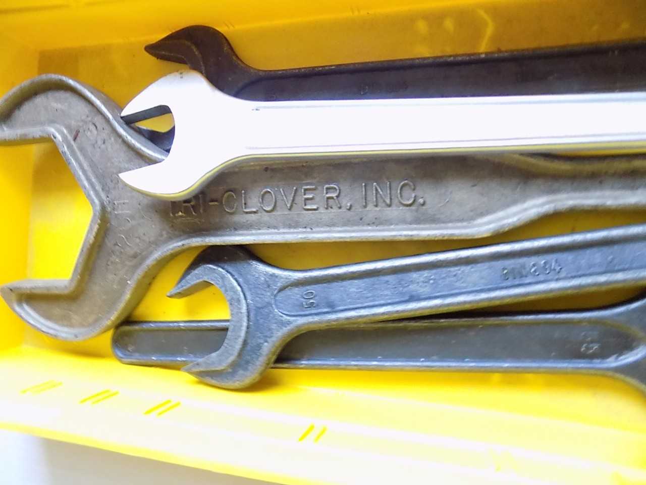 LOT OF LARGE CRESCENT WRENCHES - MISCELLANEOUS