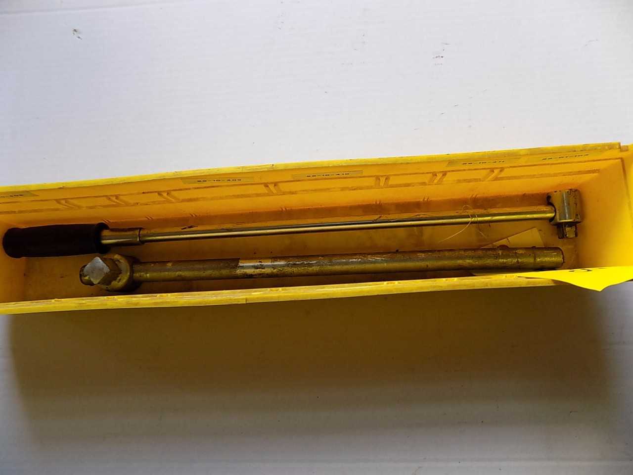LOT OF SOCKET WRENCHES - MISCELLANEOUS