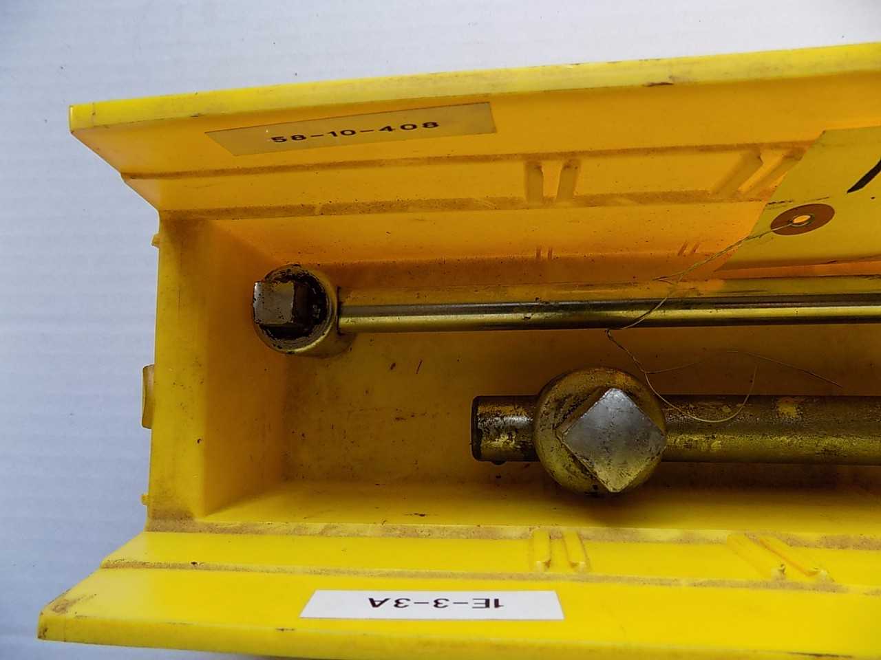 LOT OF SOCKET WRENCHES - MISCELLANEOUS