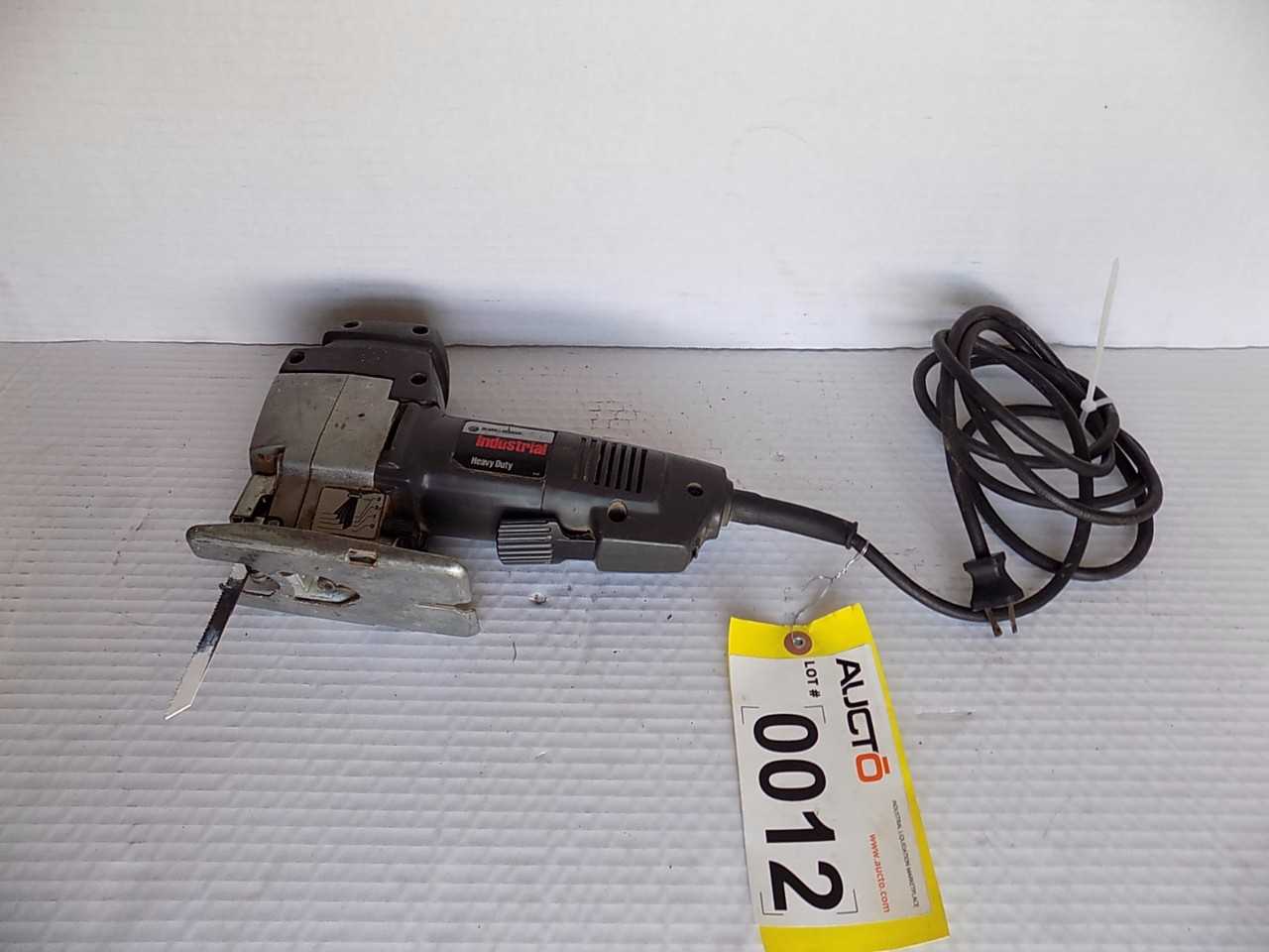 BLACK AND DECKER ORBITAL ACTION JIGSAW - MISCELLANEOUS