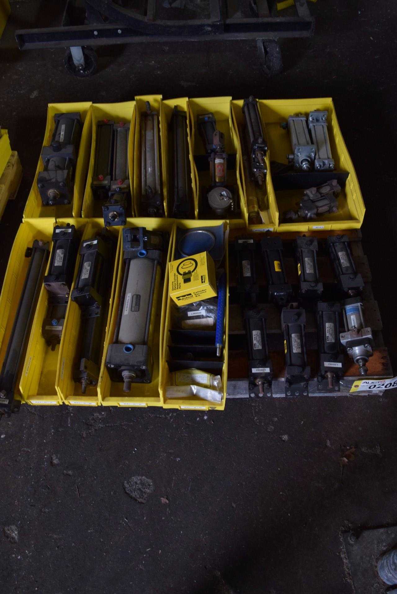 1 PALLET OF PNEUMATIC & HYDRAULIC CYLINDERS - MISCELLANEOUS