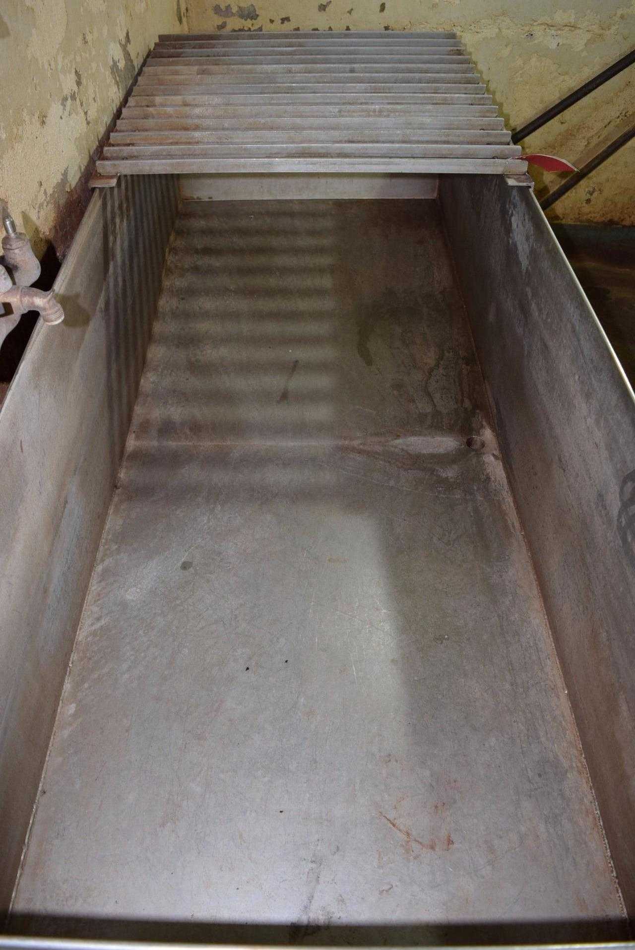 STAINLESS WASH TANK (84" X 32" X 20") - MISCELLANEOUS