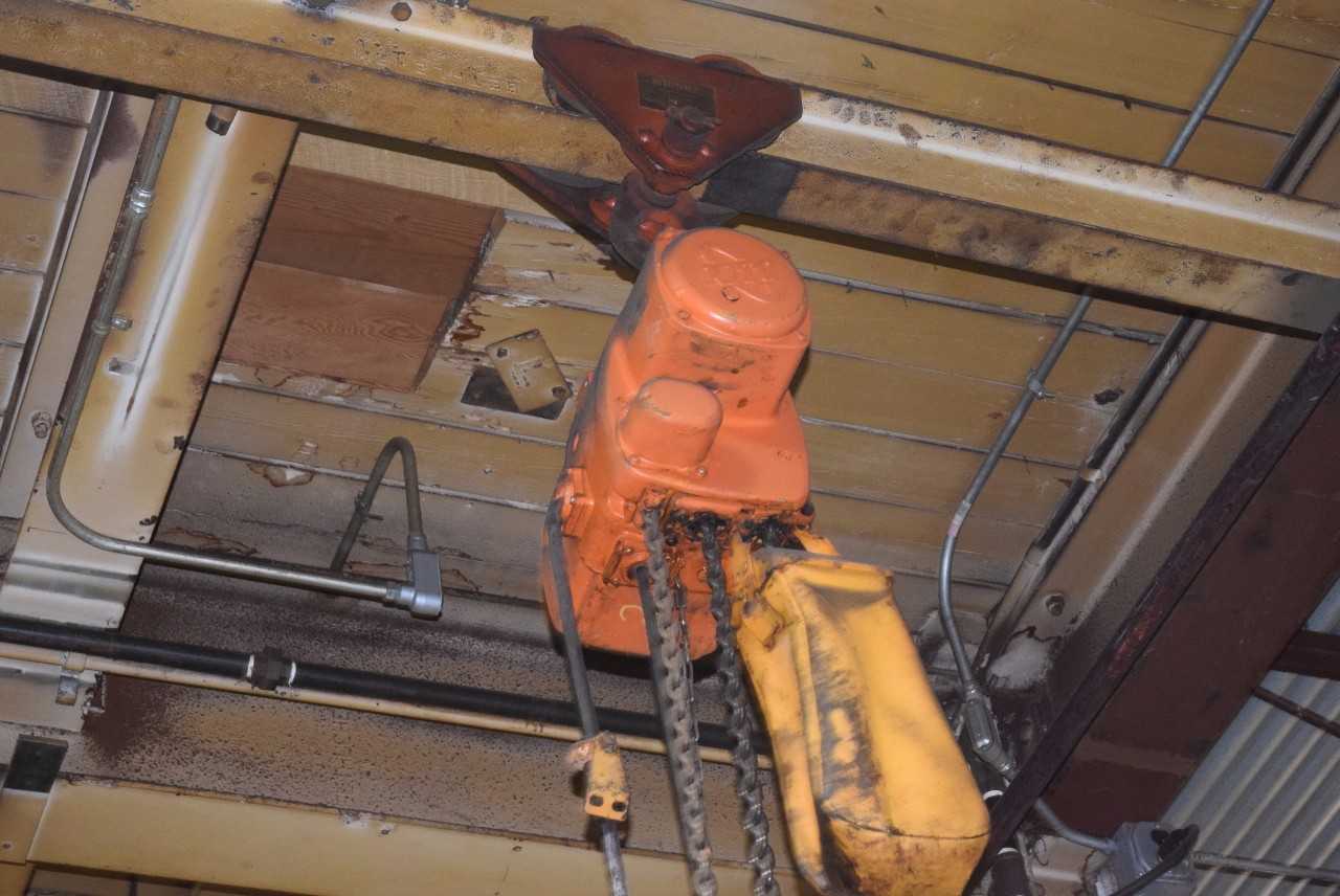 PEERLESS ELECTRIC 1 TON HOIST - MISCELLANEOUS