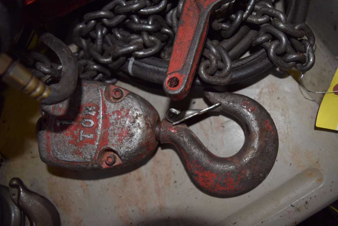 DAYTON 1 TON HOIST WITHOUT BRIDGE - MISCELLANEOUS