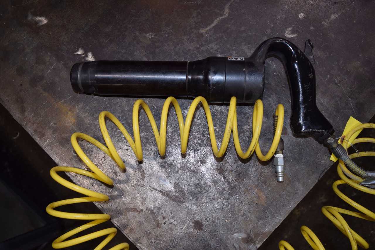 INGERSOLL-RAND 90 PSI CHIPPER - MISCELLANEOUS