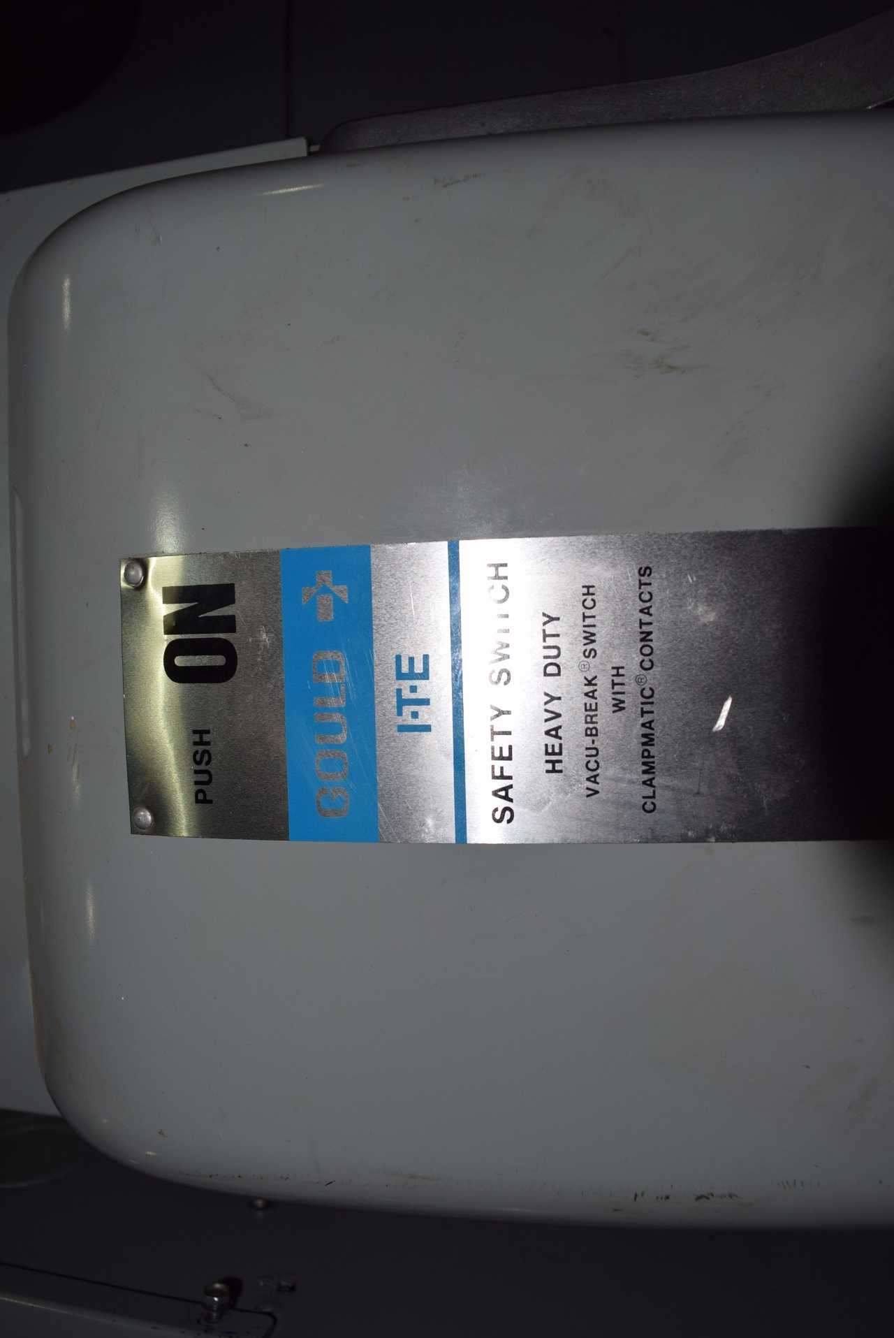 LOT OF 2 GOULD F354 200A AMP 600V-AC DISCONNECT SWITCH - MISCELLANEOUS