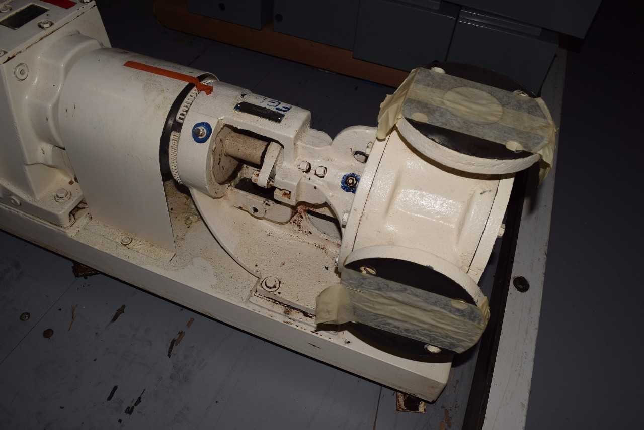 VIKING LL124A GEAR PUMP WITH TOSHIBA 5HP ELECTRIC MOTOR - MISCELLANEOUS