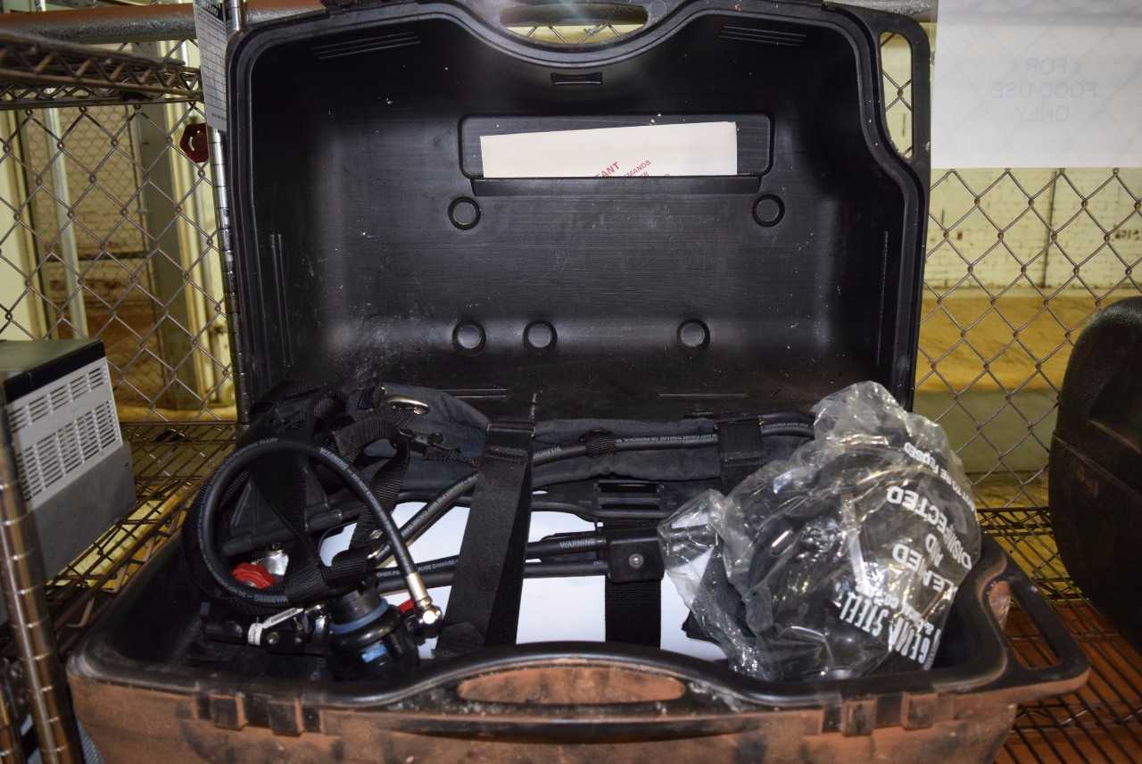SURVIVAIR COUGAR LP30 SELF CONTAINED BREATHING APPARATUS SCBA - MISCELLANEOUS