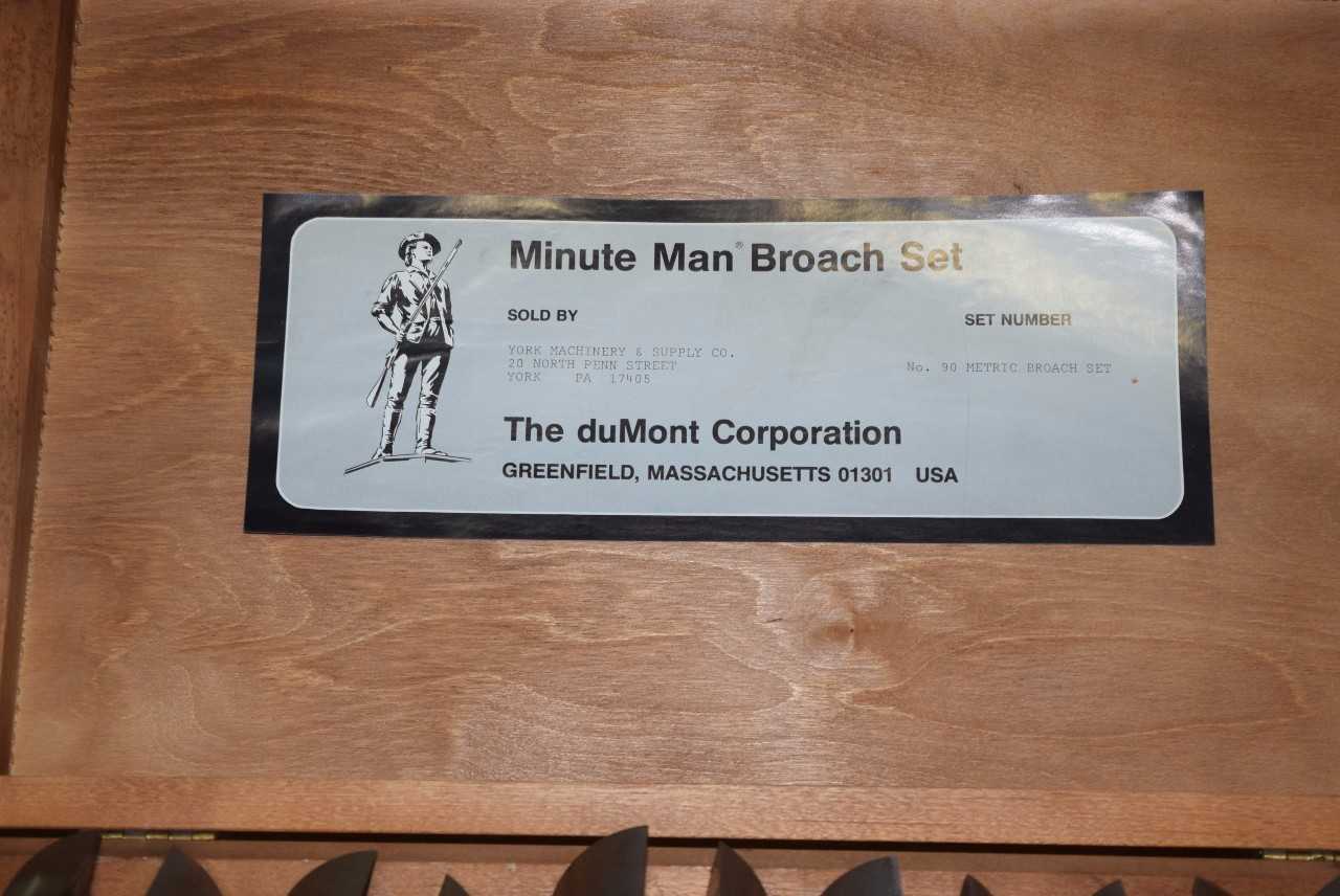 DUMONT MINUTE MAN BROACH SET NUMBER 90 METRIC - MISCELLANEOUS