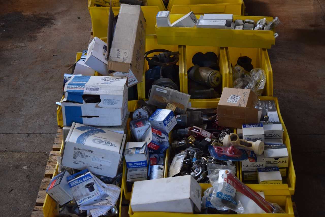 1 PALLET OF VALVES AND VALVE REPLACEMENT PARTS - MISCELLANEOUS