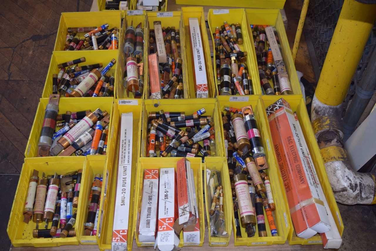 1 PALLET OF ASSORTED FUSES - S&C COMPANY, SHAWMUT, FUSETRON, AMP-TRAP - MISCELLANEOUS
