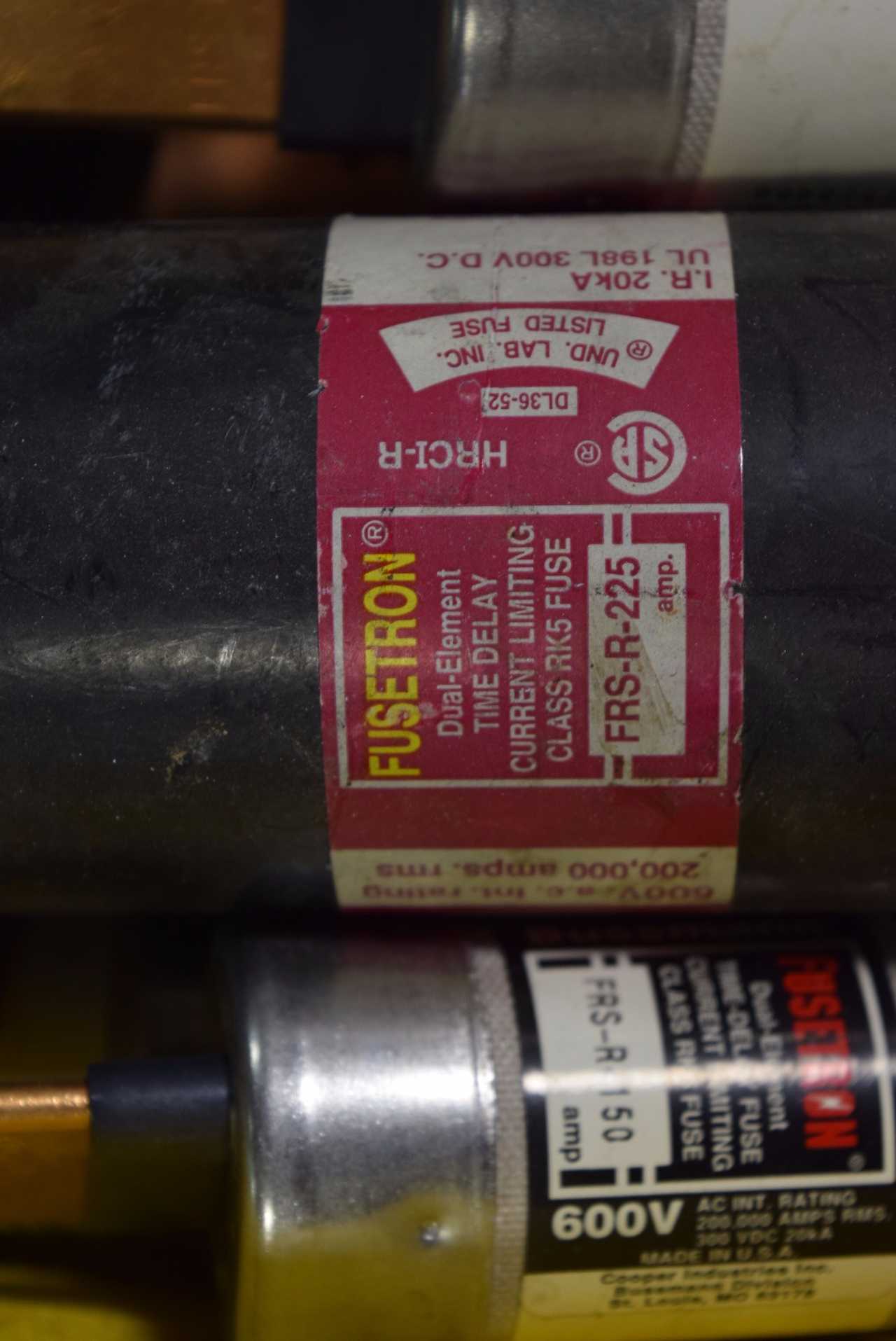 1 PALLET OF ASSORTED ELECTRICAL PARTS - MISCELLANEOUS