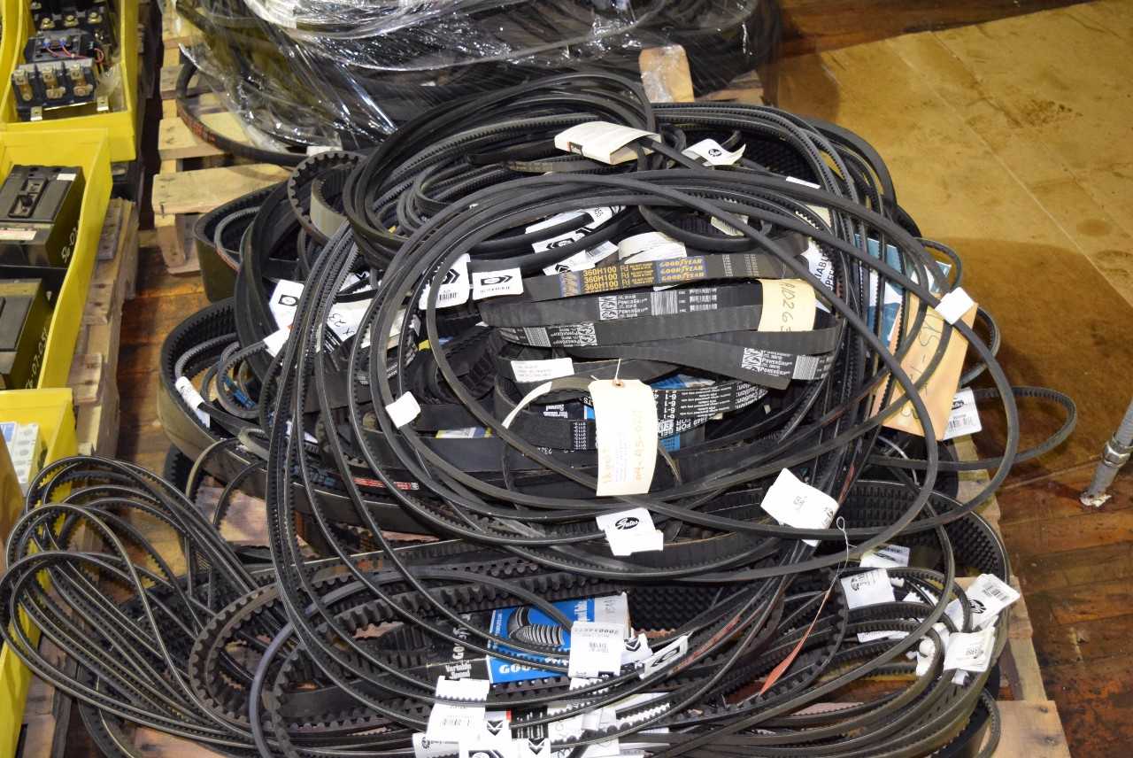 1 PALLET OF ASSORTED V-BELTS AND TIMINGS BELTS - MISCELLANEOUS