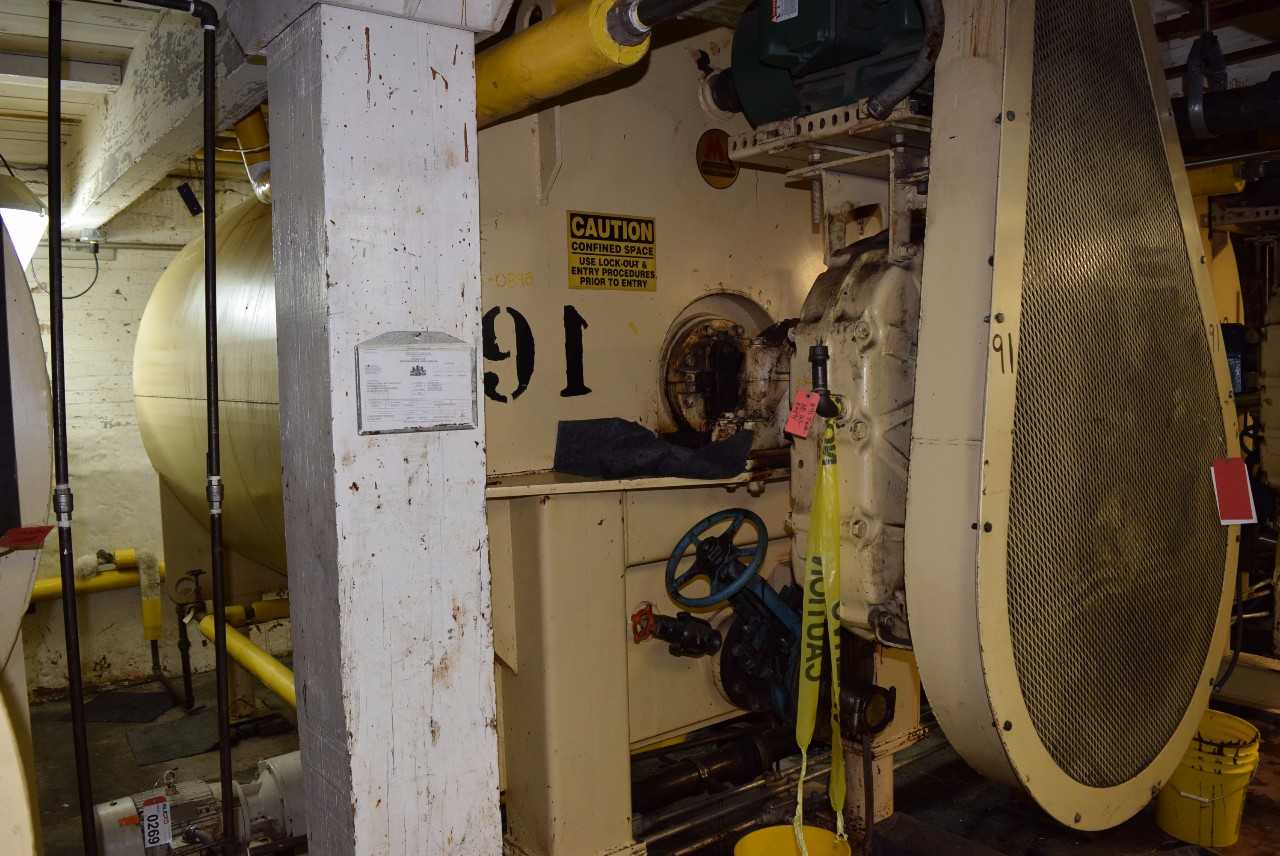 MCCARTER TANK 91 WITH AGITATOR - MISCELLANEOUS